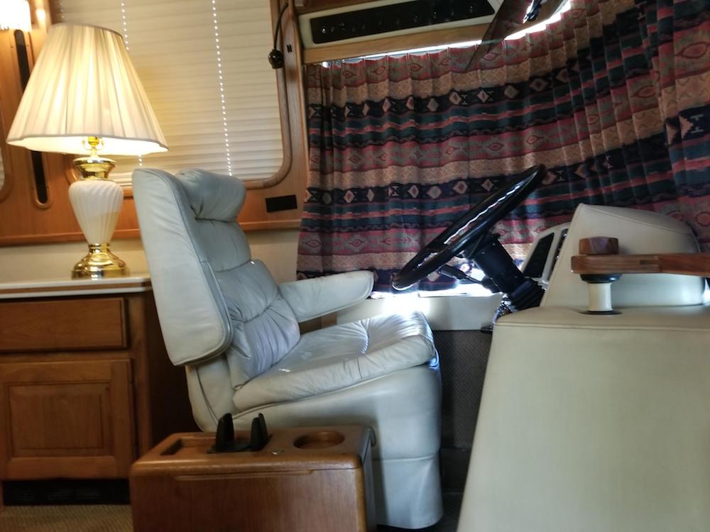 2008 Prevost Liberty H3-45 For Sale