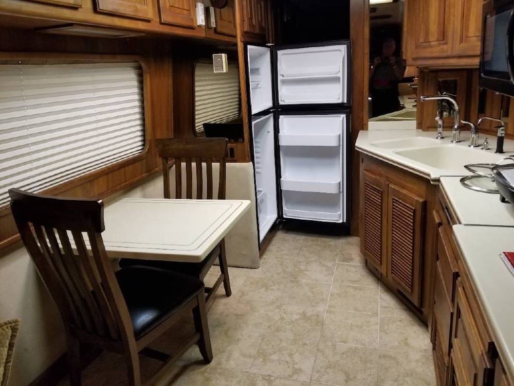 1990 Prevost Country Coach XL For Sale