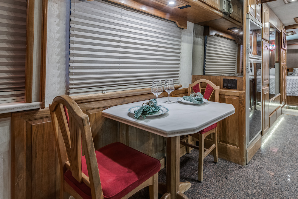 1992 Prevost Country Coach XL For Sale