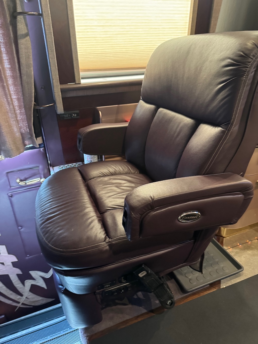 1995 Prevost Country Coach XLFor Sale