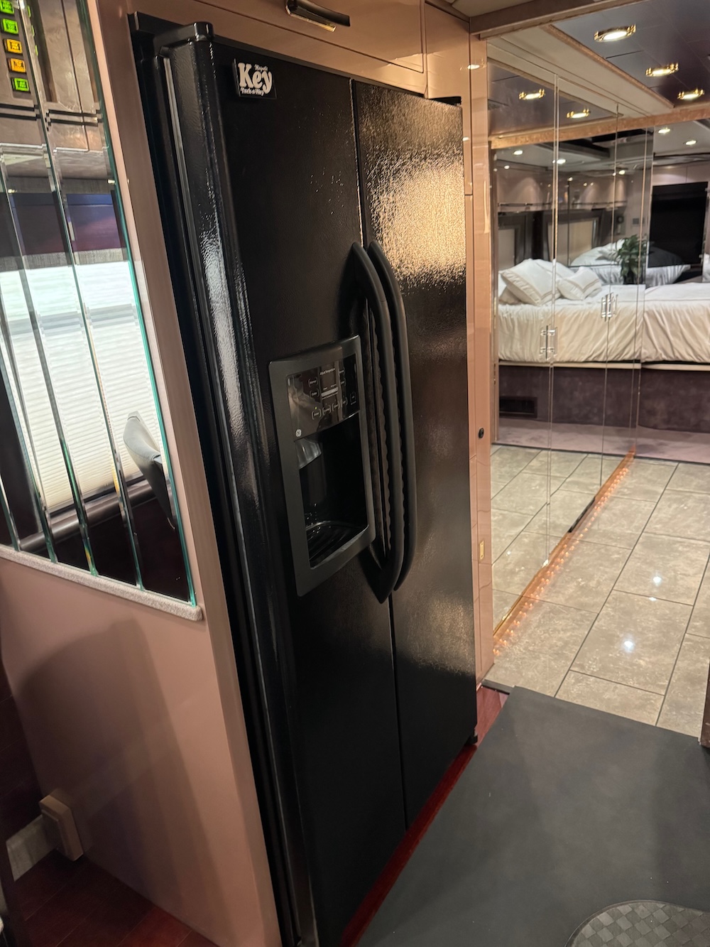 1995 Prevost Country Coach XLFor Sale