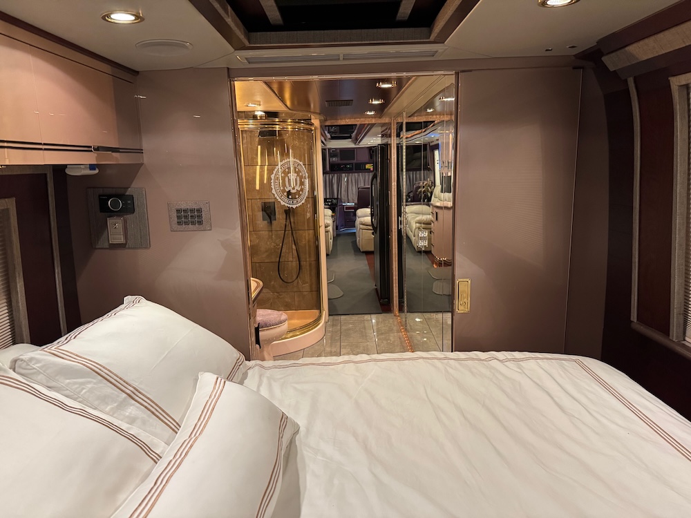 1995 Prevost Country Coach XLFor Sale