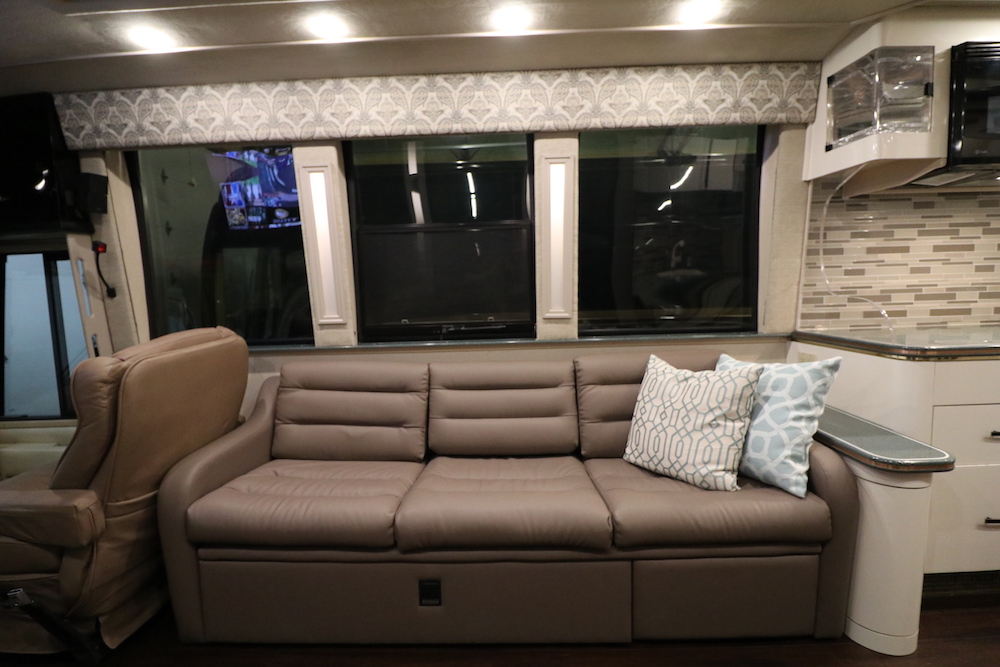 1995 Prevost Royale XL For Sale