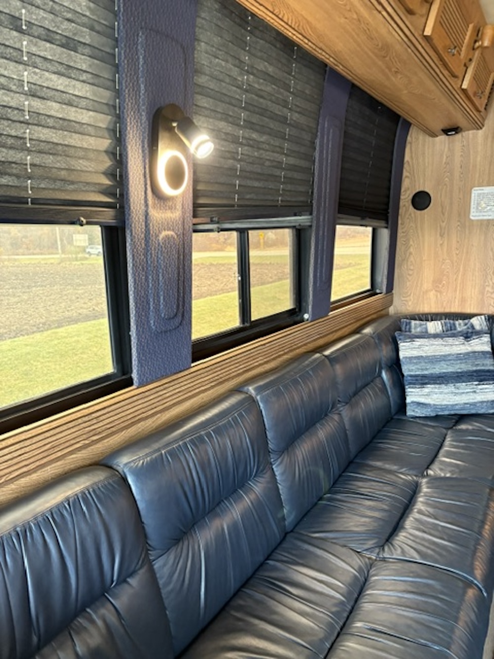1996 Prevost Liberty XL For Sale
