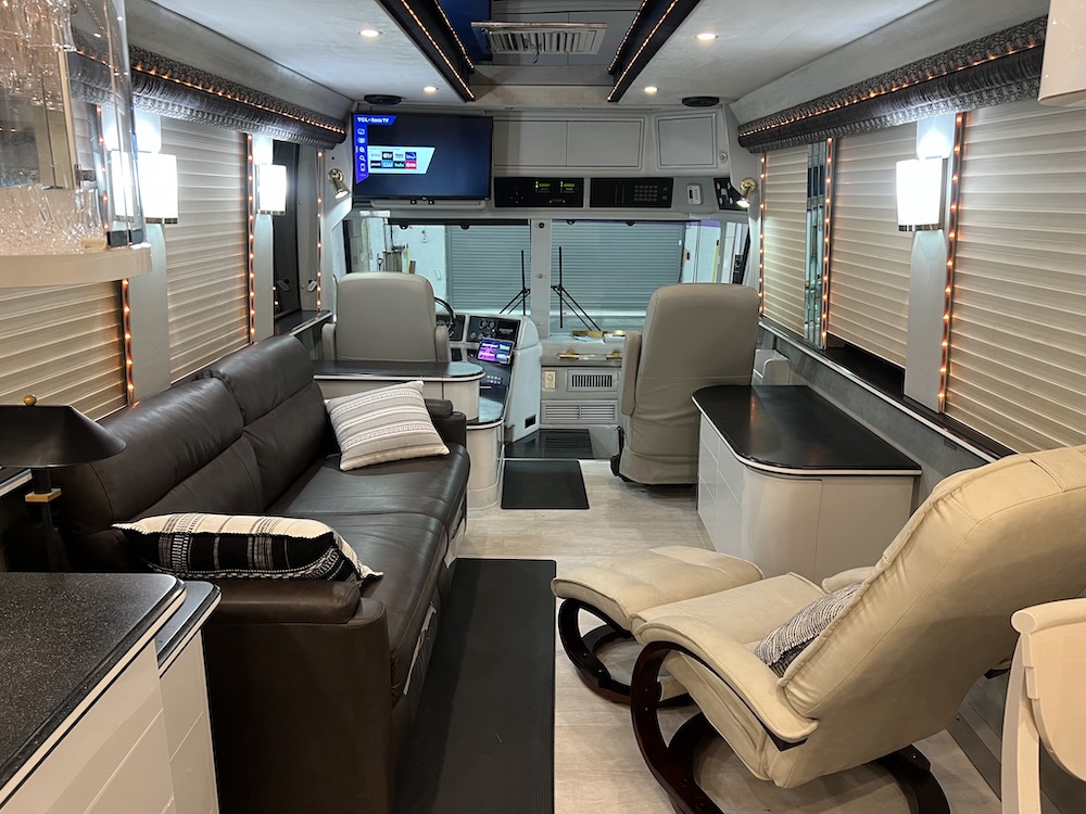 1997 Prevost Country Coach XL For Sale