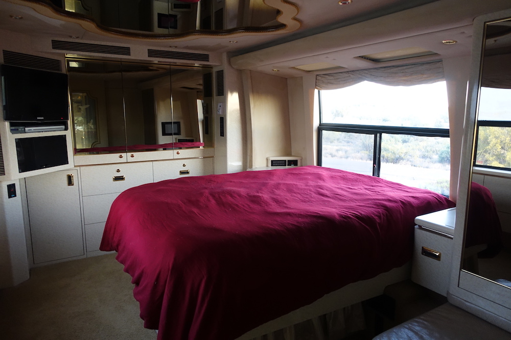 1997 Prevost Marathon H3-45 For Sale