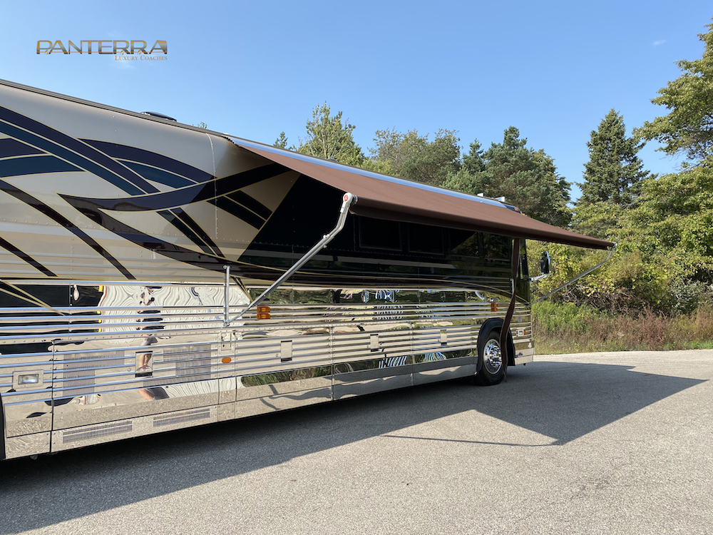 1998 Prevost Featherlite XL For Sale