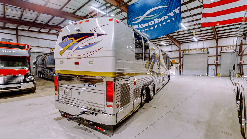 1998 Prevost Featherlite XL For Sale