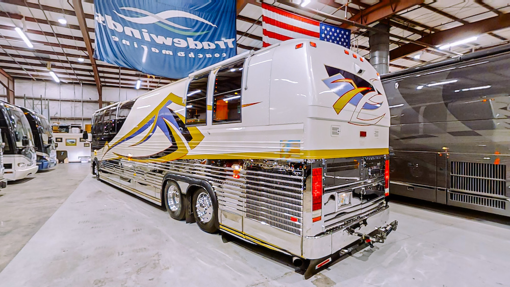 1998 Prevost Featherlite XL For Sale