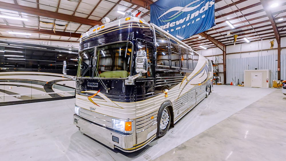 1998 Prevost Featherlite XL For Sale