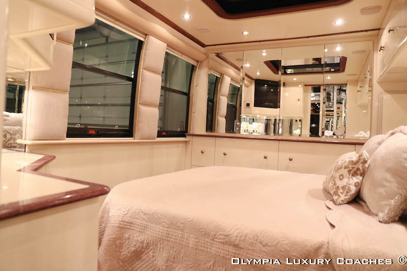 1998 Prevost Liberty XL For Sale