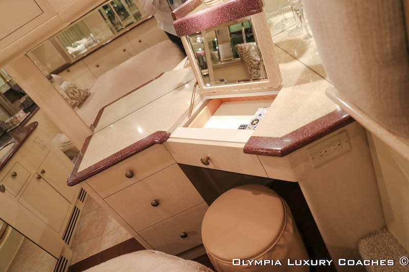 1998 Prevost Liberty XL For Sale