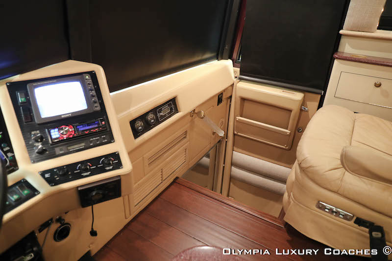 1998 Prevost Liberty XL For Sale