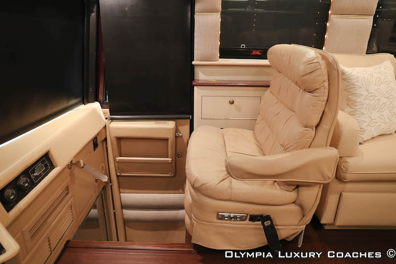 1998 Prevost Liberty XL For Sale