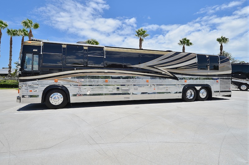 1998 Prevost Liberty XL For Sale