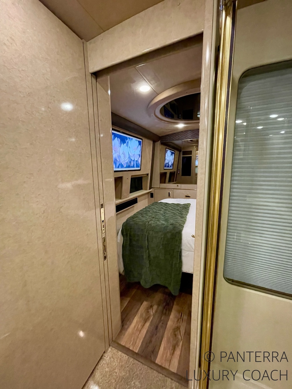 1998 Prevost Marathon XL For Sale