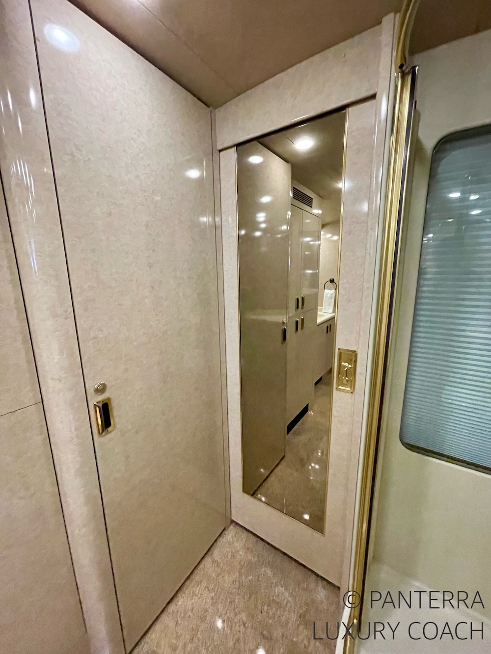 1998 Prevost Marathon XL For Sale