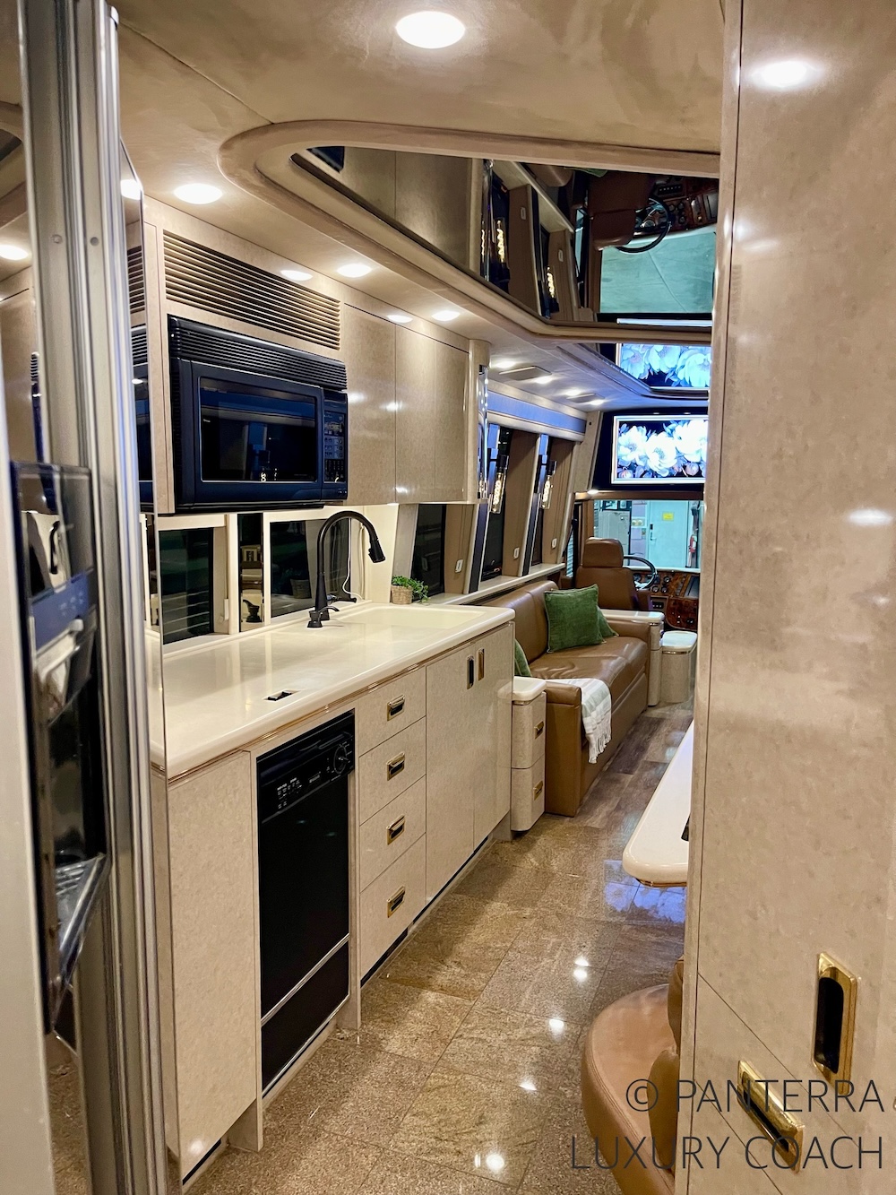 1998 Prevost Marathon XL For Sale