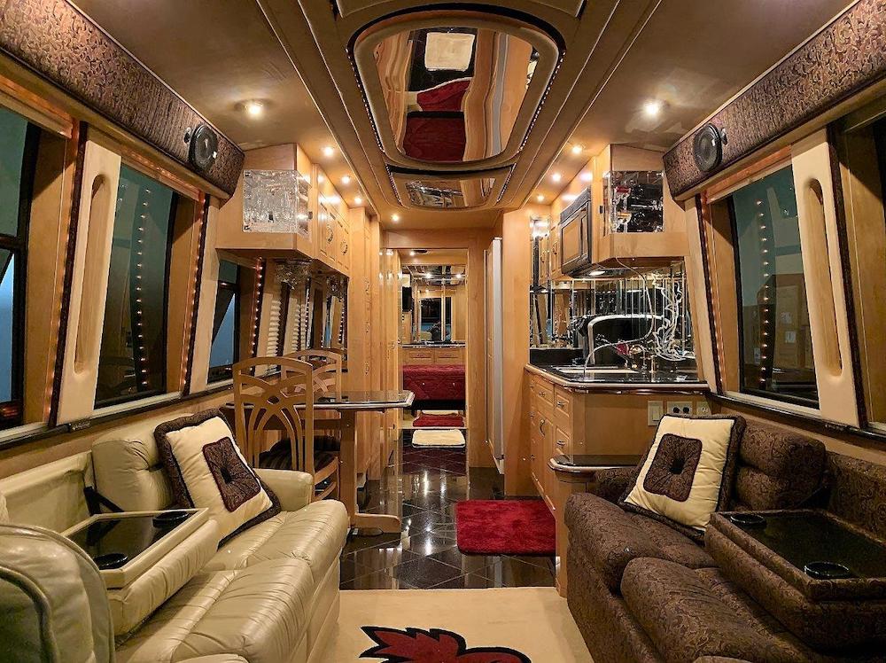 1998 Prevost Royale XL For Sale