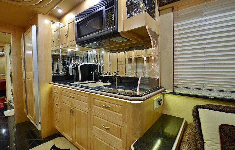 1998 Prevost Royale XL For Sale