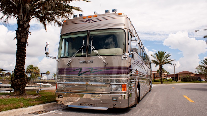 1999 Prevost Country Coach XL