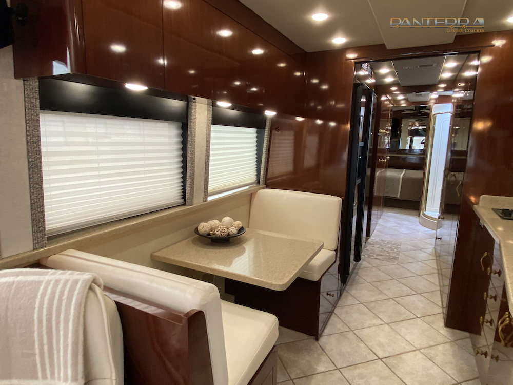 1999 Prevost Angola XL For Sale