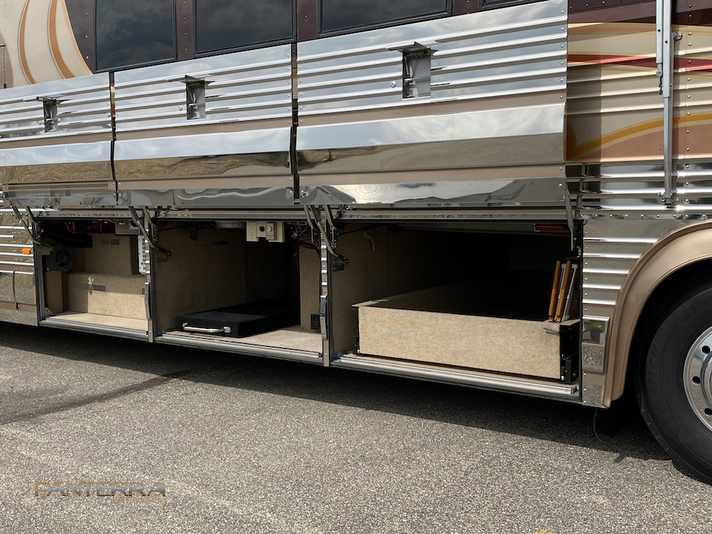 1999 Prevost Angola XL For Sale