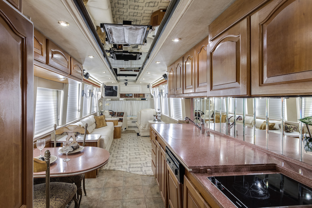 1999 Prevost Country Coach XL For Sale