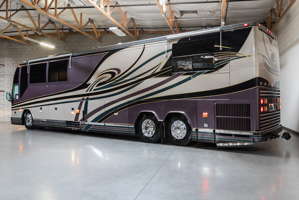 1999 Prevost Featherlite H3-45 For Sale