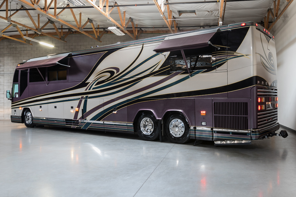 1999 Prevost Featherlite H3-45 For Sale