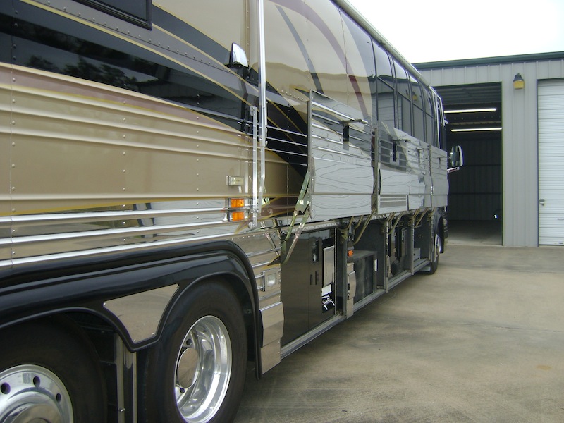 1999 Prevost Featherlite XL For Sale