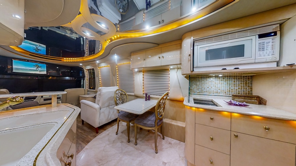 1999 Prevost Liberty XL For Sale