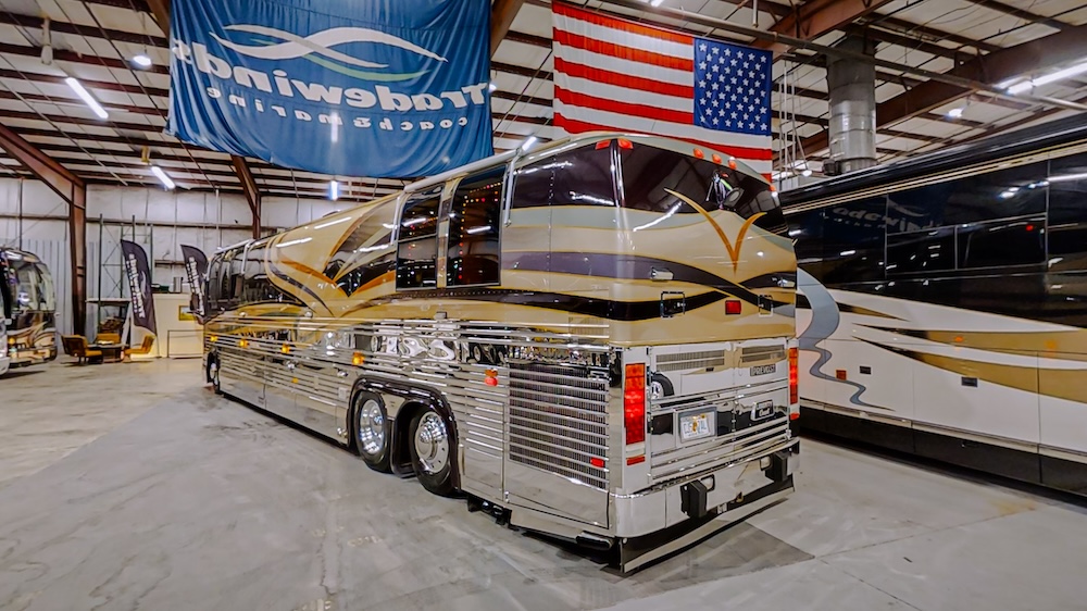 1999 Prevost Liberty XL For Sale