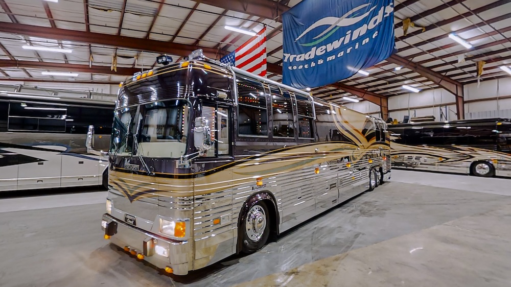 1999 Prevost Liberty XL For Sale