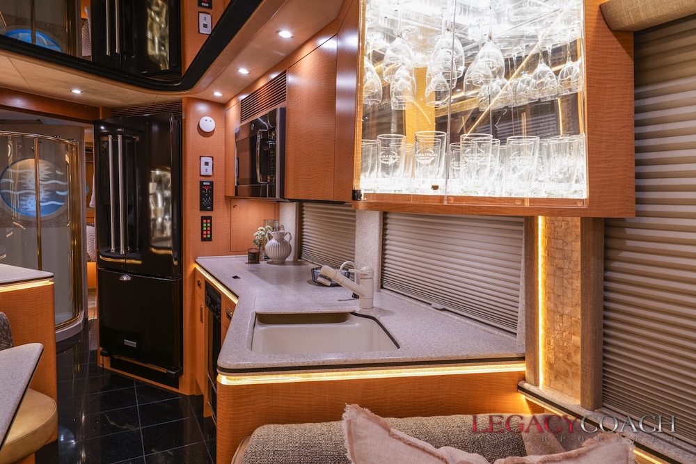 1999 Prevost  Marathon XL For Sale