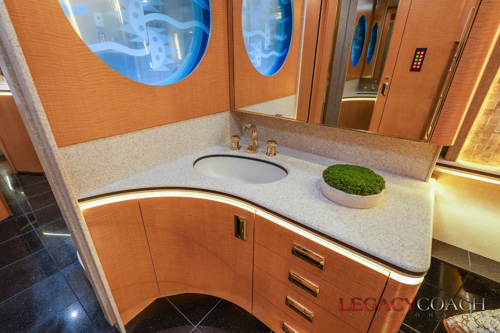 1999 Prevost  Marathon XL For Sale