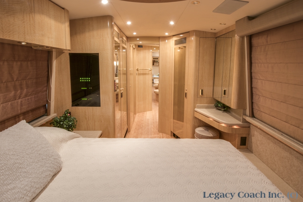 1999 Prevost Marathon XL For Sale