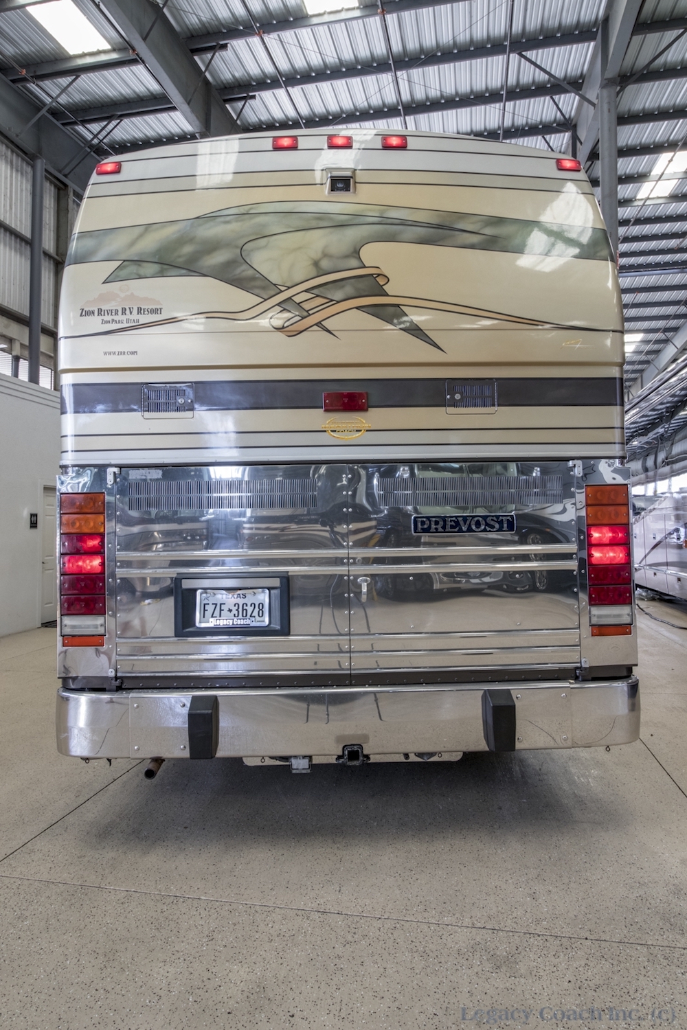 1999 Prevost Marathon XL For Sale