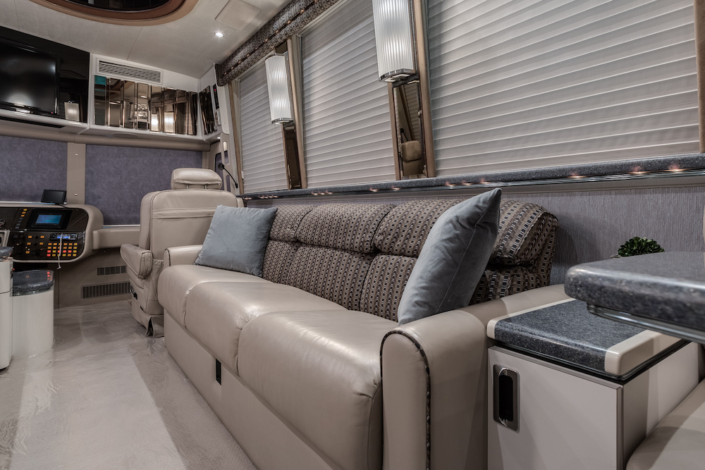 1999 Prevost Marathon XL For Sale