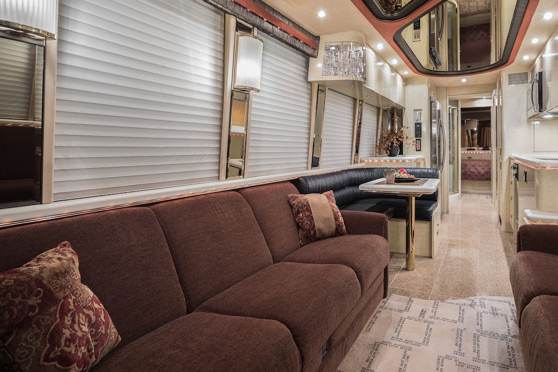 1999 Prevost Marathon XL For Sale