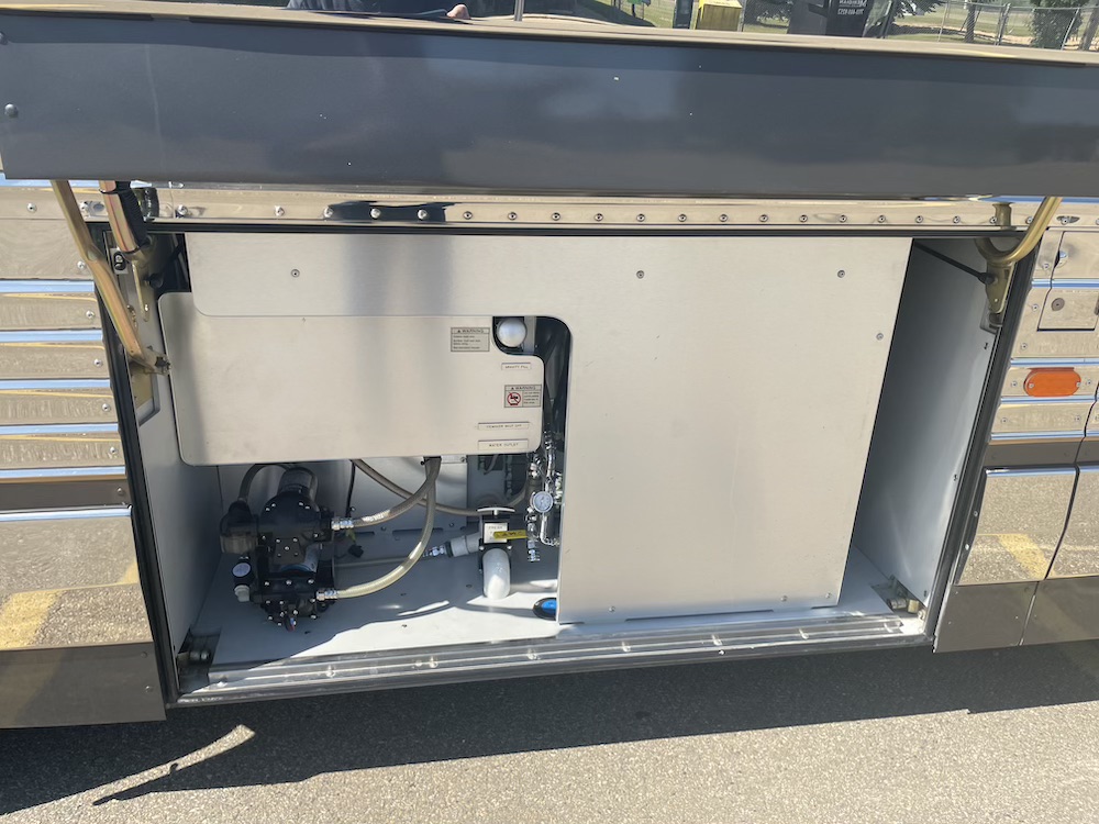 1999 Prevost Marathon XL For Sale