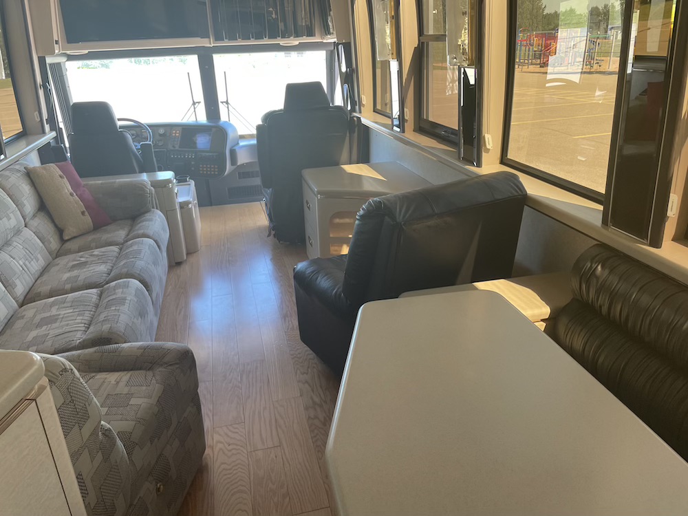 1999 Prevost Marathon XL For Sale