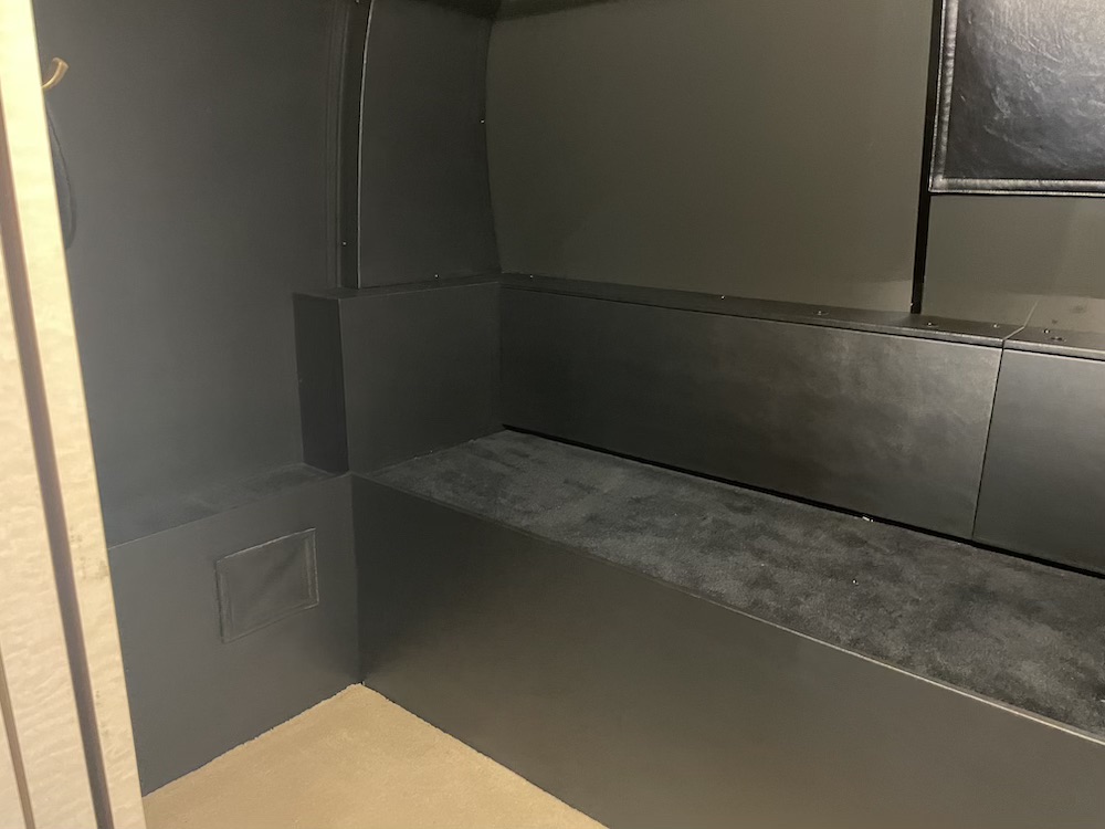 1999 Prevost Marathon XL For Sale