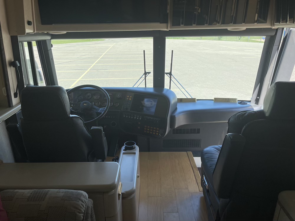 1999 Prevost Marathon XL For Sale