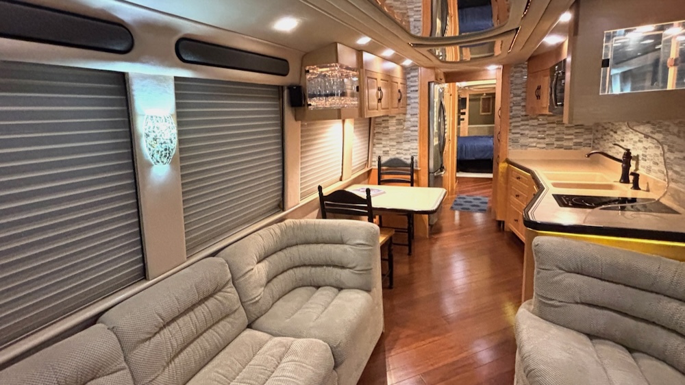 1999 Prevost Royale XL For Sale