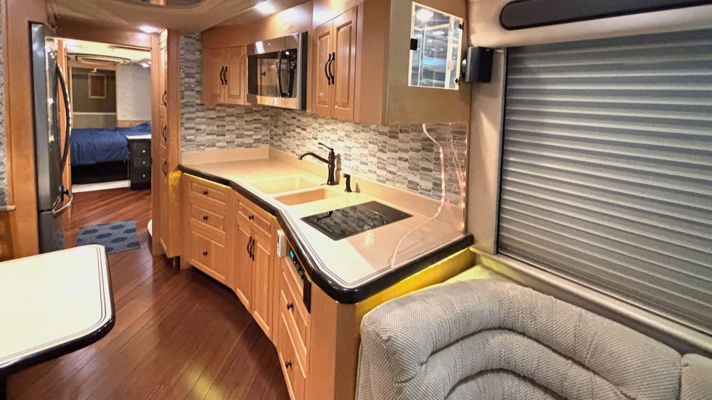 1999 Prevost Royale XL For Sale