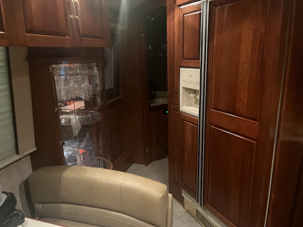 1999 Prevost Royale XL For Sale