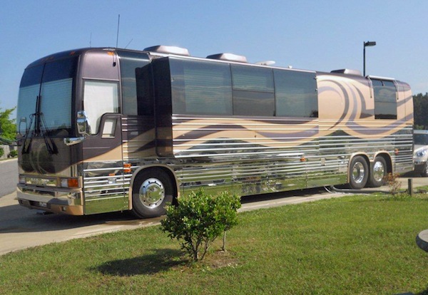 2000 Prevost Angola XL