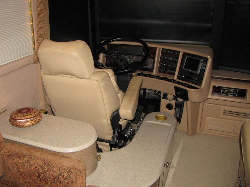 2000 Prevost Liberty XL For Sale