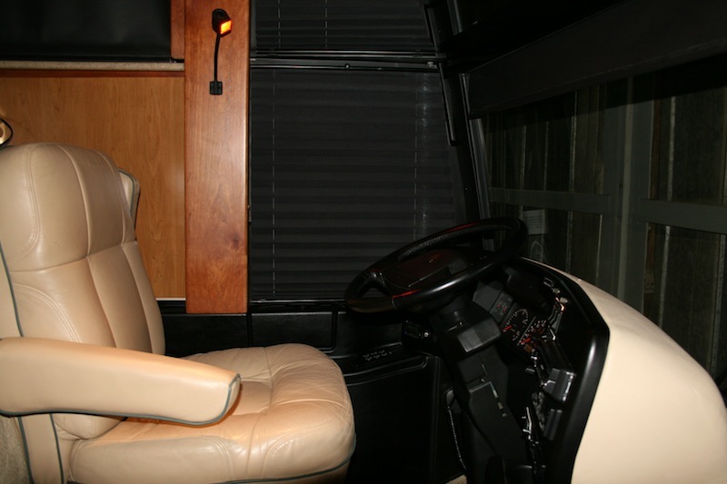 2000 Prevost Royale H3-45